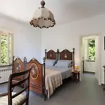 Casa Serra Calci